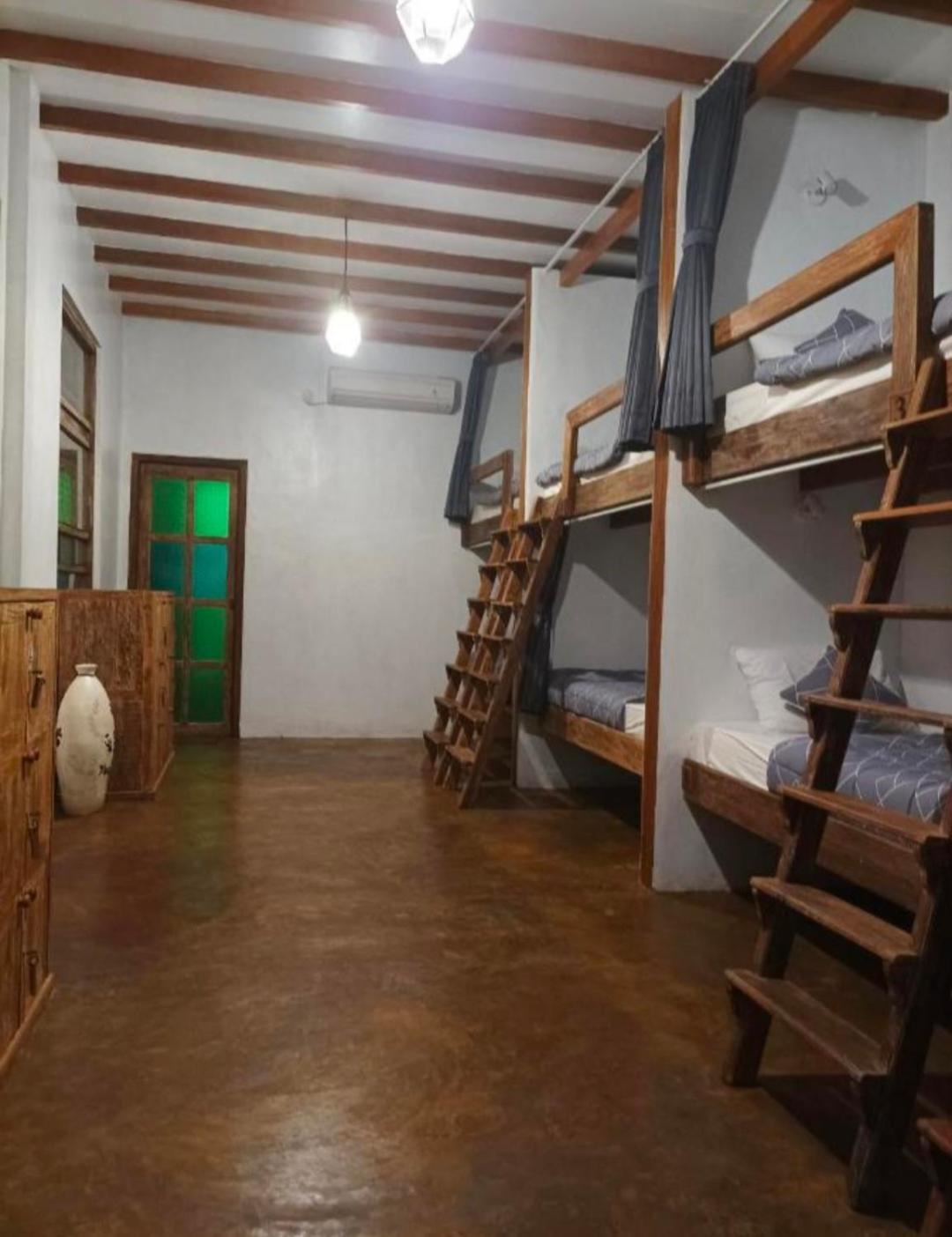 Hostel Vin Vin Ubud Zimmer foto